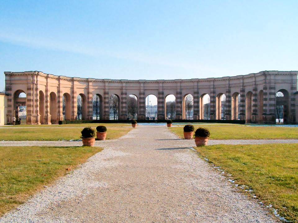 palazzo-te-mantova-ocno