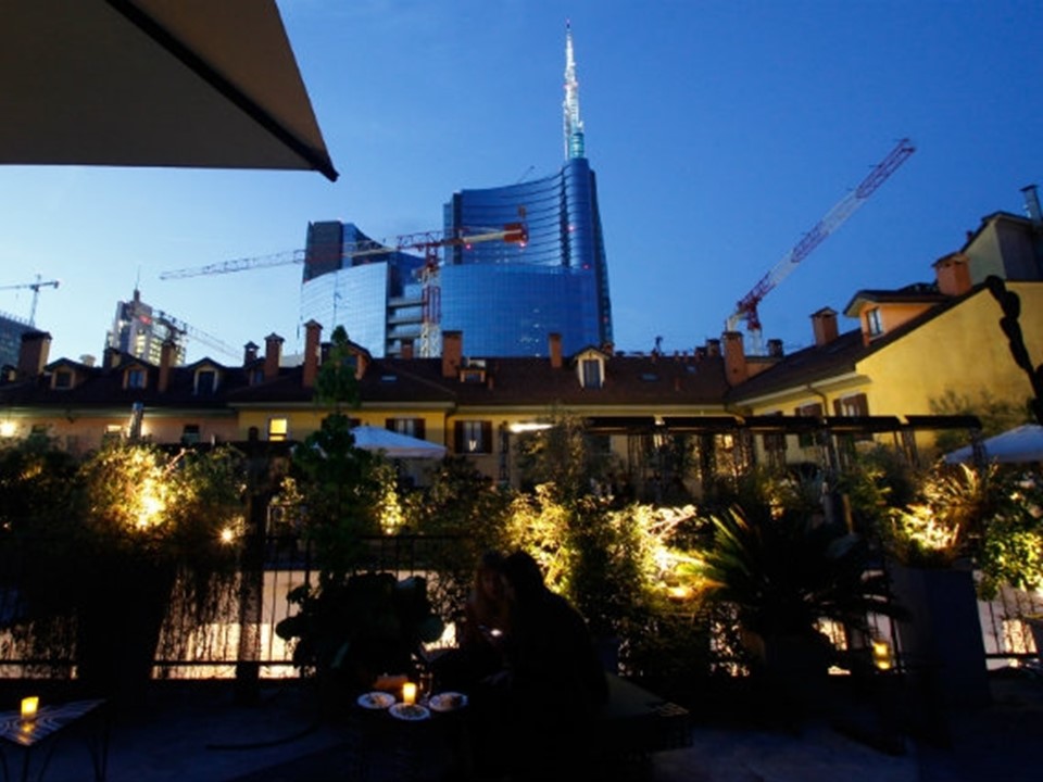 ROOF GARDEN CORSO COMO